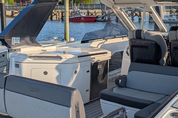 2022 Galeon 32