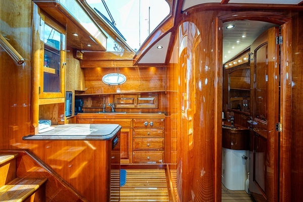 Hinckley Talaria 55 MKII Yacht For Sale