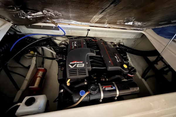 28ft Pursuit Yacht For Sale