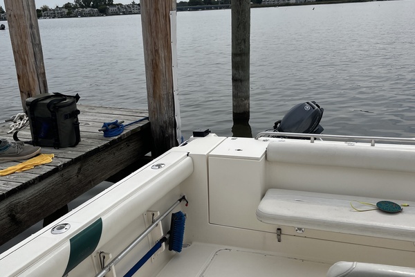 28ft Pursuit Yacht For Sale