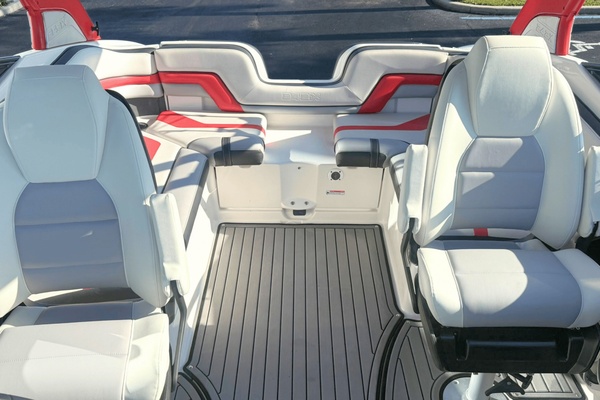 24ft Yamaha Boats Yacht For Sale