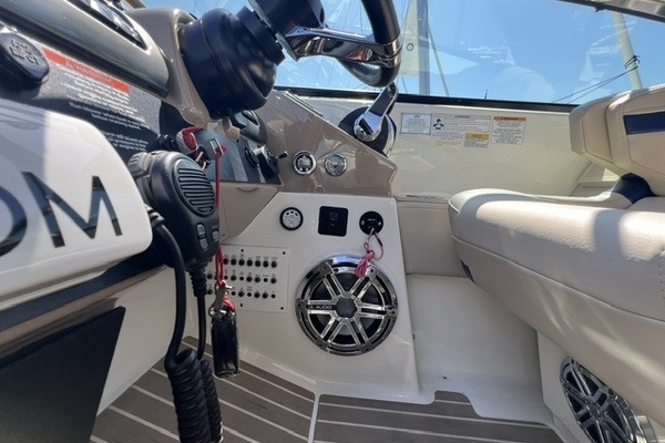Conundrum 35ft Formula Yacht For Sale