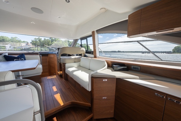 2025 Princess 45
