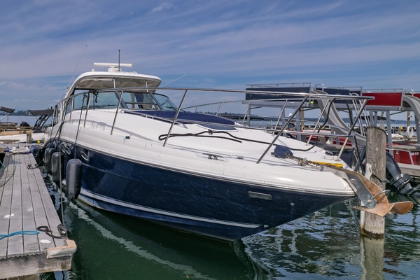 2005 Sea Ray 390 Sundancer