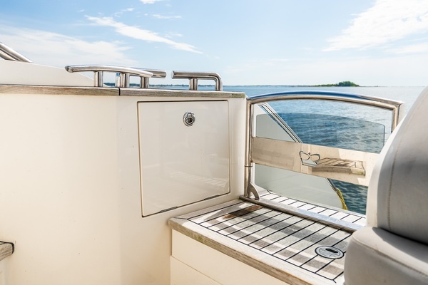 Princess F52 Yacht For Sale