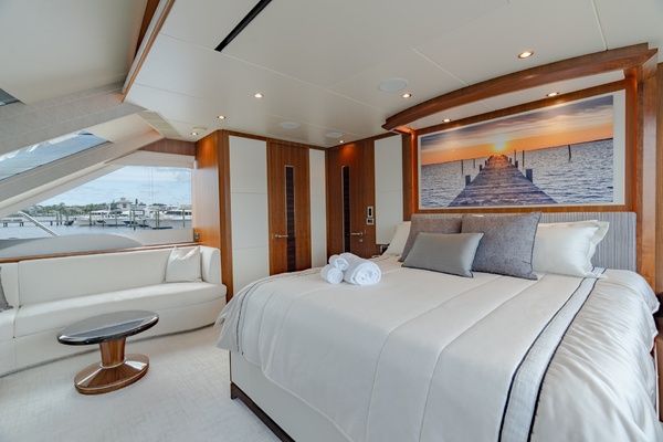 ZEPHYR 100ft Ocean Alexander Yacht For Sale