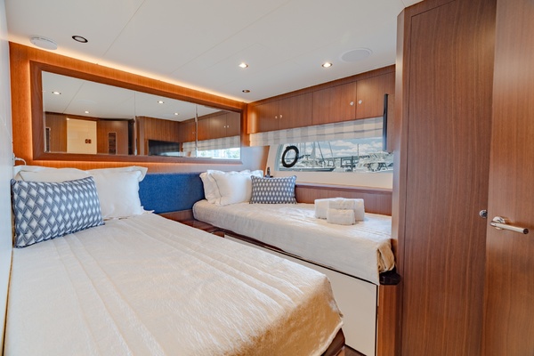 ZEPHYR 100ft Ocean Alexander Yacht For Sale