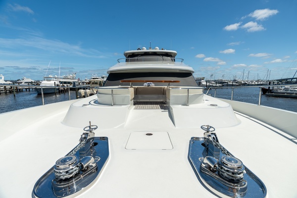 ZEPHYR 100ft Ocean Alexander Yacht For Sale