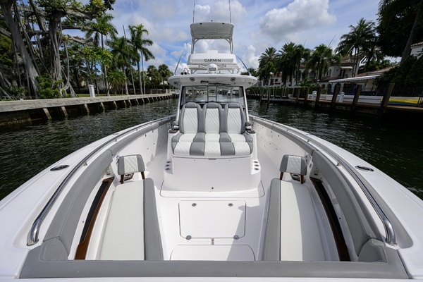 2023 Everglades 45