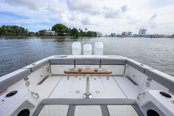 2023 Everglades 45