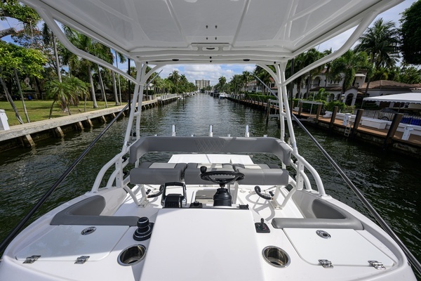 2023 Everglades 45