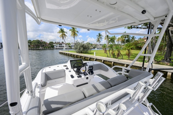 2023 Everglades 45