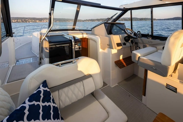 2024 Regal 36