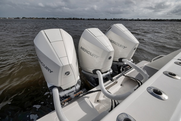 37ft SeaVee Yacht For Sale