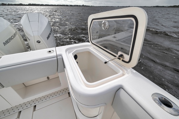 37ft SeaVee Yacht For Sale