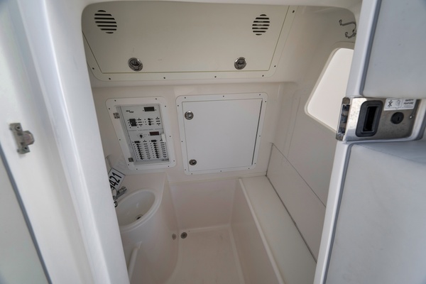 37ft SeaVee Yacht For Sale
