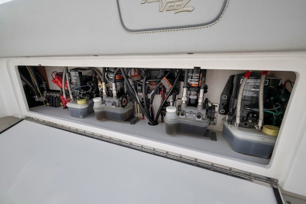 SeaVee 370Z Yacht For Sale