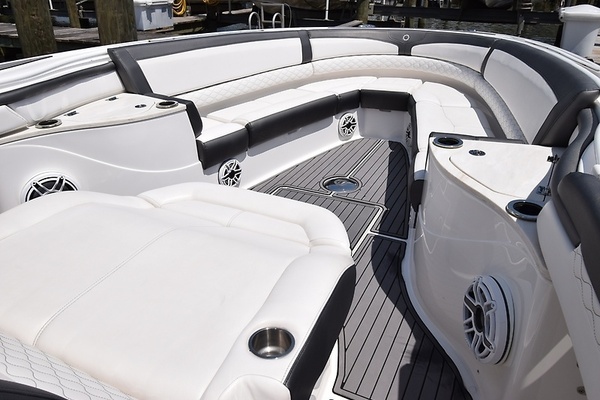 Fountain 39 NX Yacht For Sale