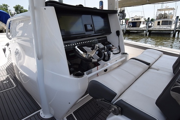 Fountain 39 NX Yacht For Sale