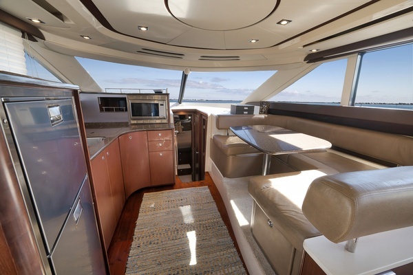 Meridian 441 Sedan Yacht For Sale