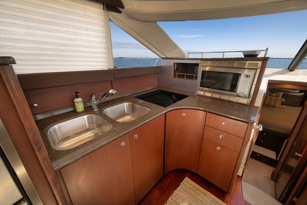 Meridian 441 Sedan Yacht For Sale