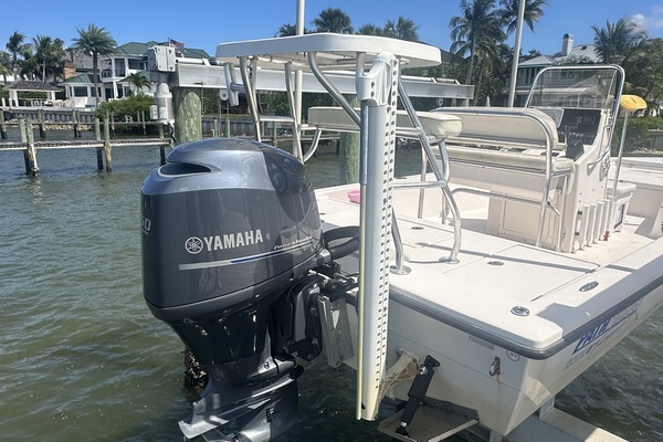 22ft Pathfinder Yacht For Sale