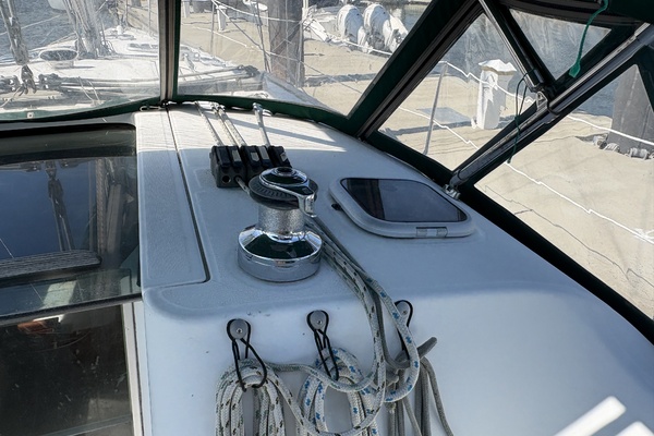 Day Of Air 37ft Beneteau Yacht For Sale