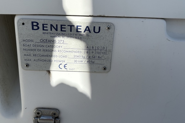 Day Of Air 37ft Beneteau Yacht For Sale