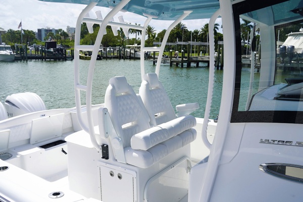28ft Sea Hunt Yacht For Sale