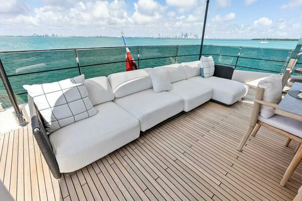 LUMPASAURUS 108ft Custom Line Yacht For Sale