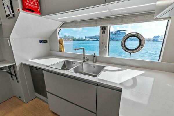 LUMPASAURUS 108ft Custom Line Yacht For Sale