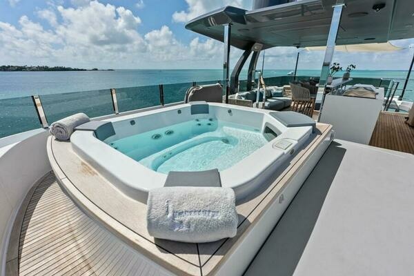 Custom Line 33 Navetta Yacht For Sale