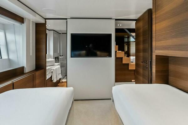 LUMPASAURUS 108ft Custom Line Yacht For Sale