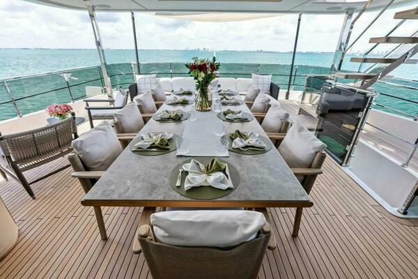 Custom Line 33 Navetta Yacht For Sale