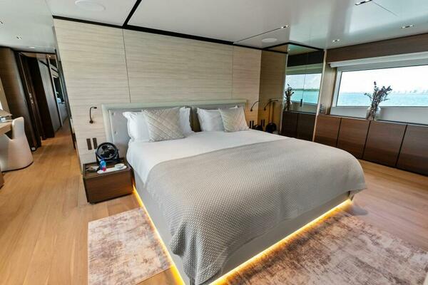 LUMPASAURUS 108ft Custom Line Yacht For Sale
