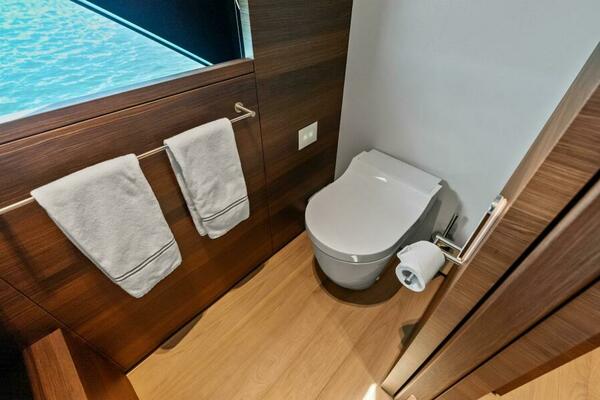 LUMPASAURUS 108ft Custom Line Yacht For Sale