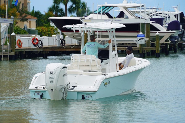 22ft Sea Hunt Yacht For Sale