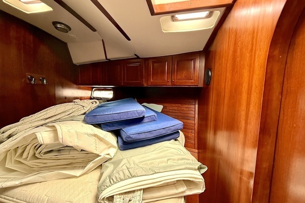 Bruce Roberts 64 Yacht For Sale