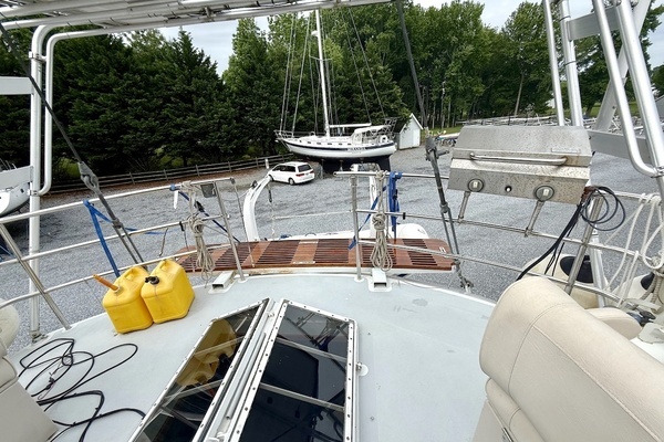 Bruce Roberts 64 Yacht For Sale
