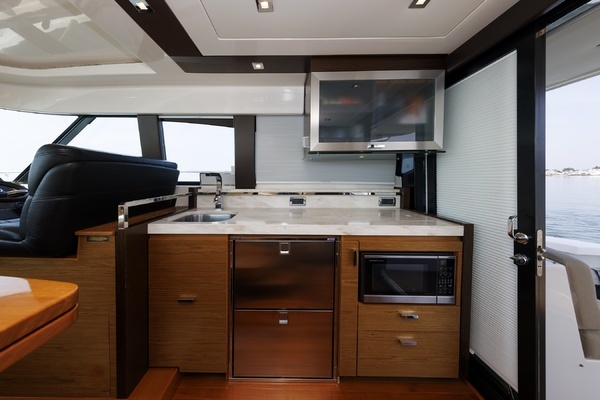 2016 Tiara Yachts 44