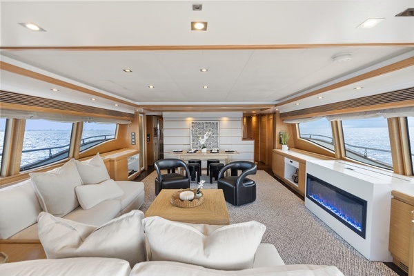 Ferretti Yachts Custom Line Yacht For Sale