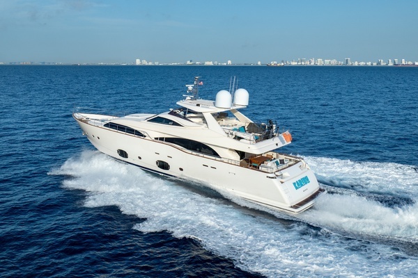 2011 Ferretti Yachts 97