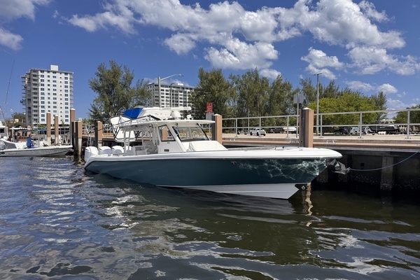 2016 Everglades 43
