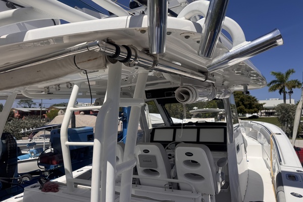43ft Everglades Yacht For Sale