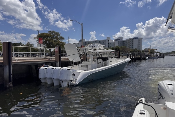 2016 Everglades 43