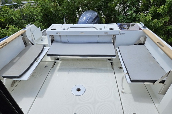 26ft Jeanneau Yacht For Sale