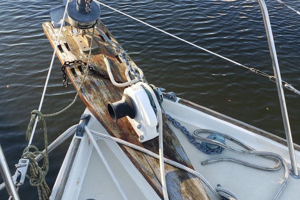 Mystic 31ft Cape Dory Yacht For Sale