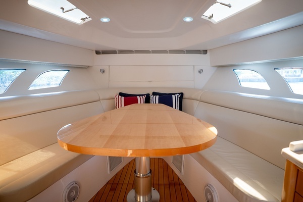 Intrepid 475 Sport Yacht Yacht For Sale