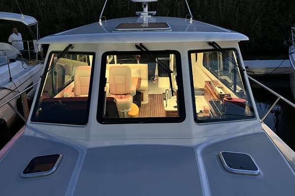 37ft Back Cove Yacht For Sale