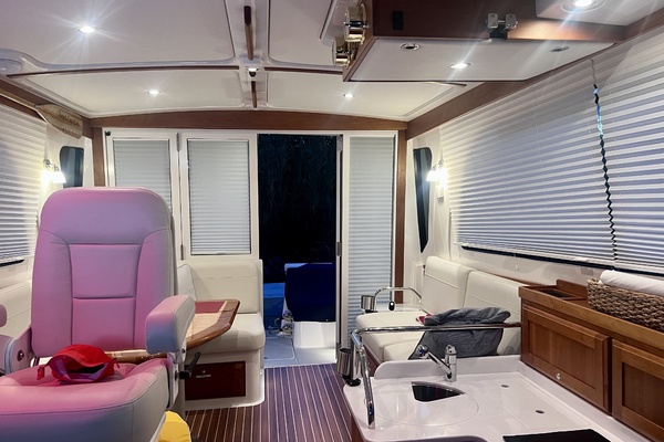 37ft Back Cove Yacht For Sale